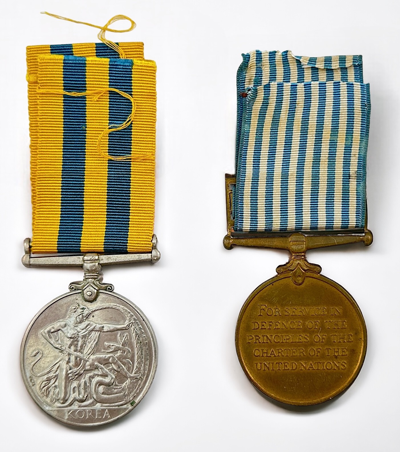 A ERII Korea Medal and UN Korea Medal Pair to PLY/X 5250 D.A. HIGGINS. MNE. RN. (Plymouth Division) - Bild 2 aus 2