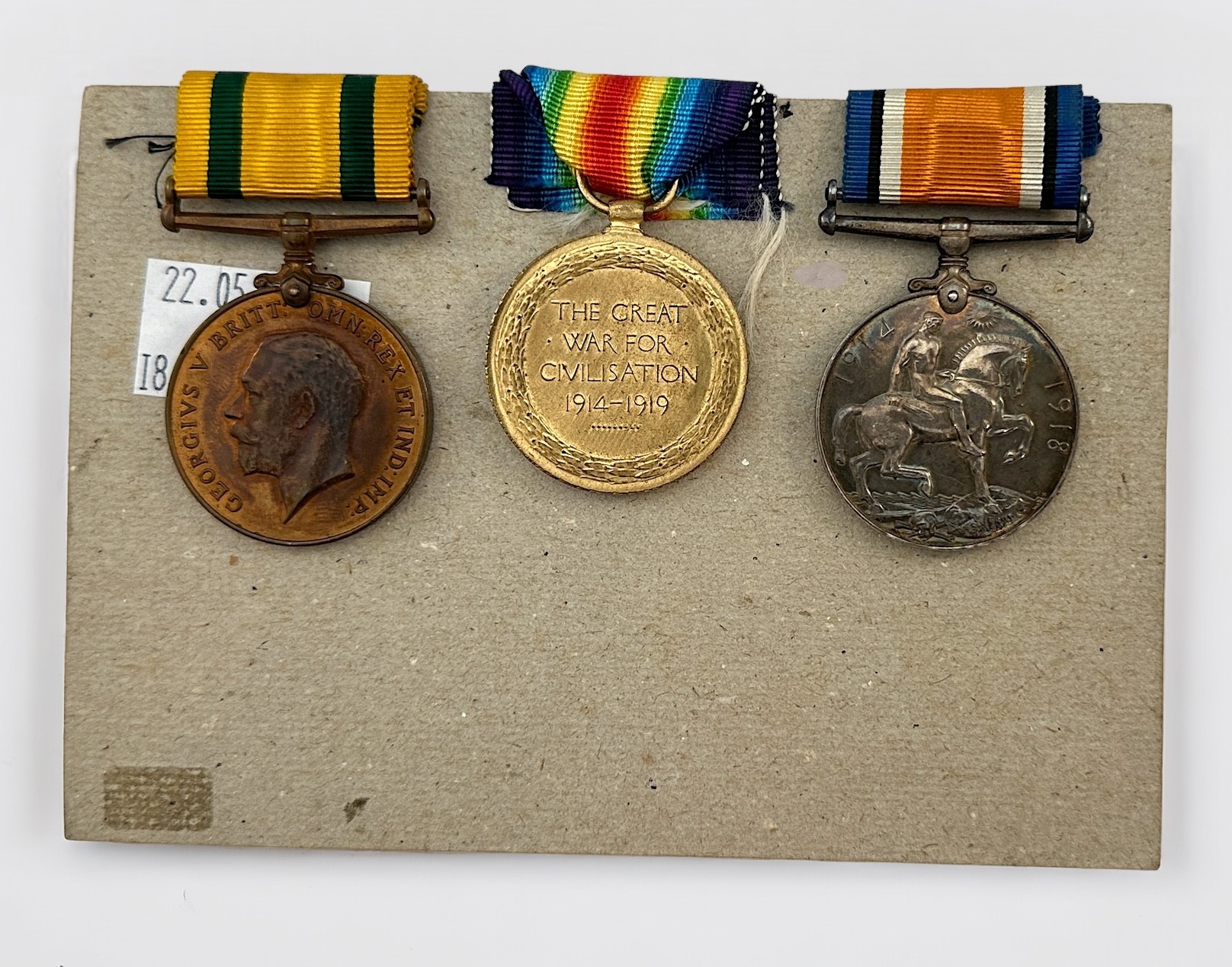 A WW1 group of three comprising War Medal, Victory Medal and Territorial War Medal 1914-18 to 8256 - Image 2 of 2