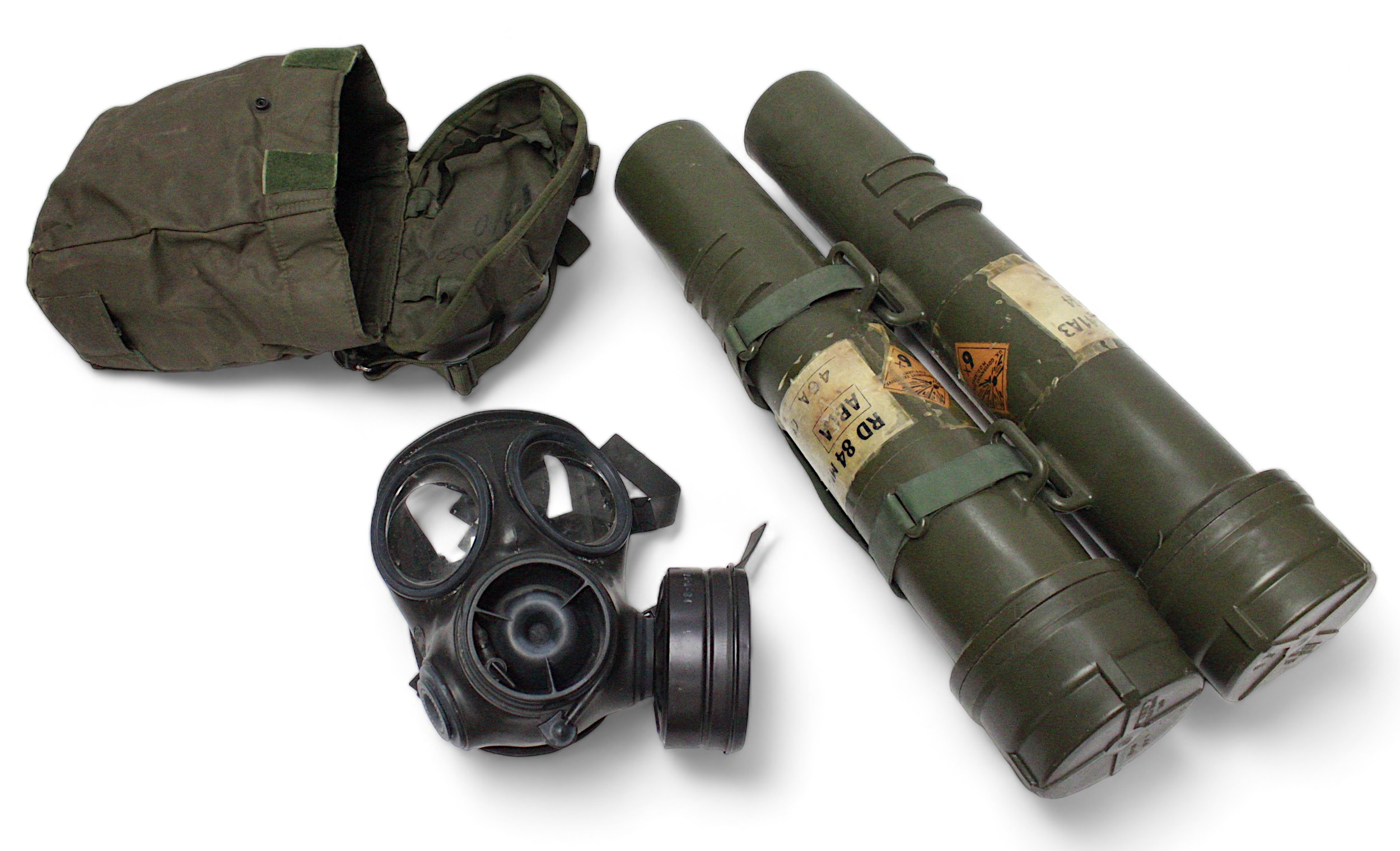 A pair of British ‘Charlie-G’ Carl Gustav L41A3 84mm Anti-Tank Practice Rounds cases and - Image 2 of 2