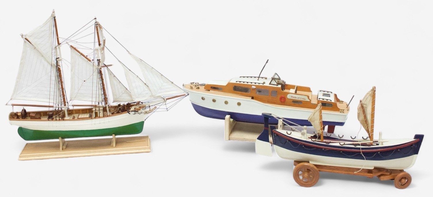 A collection of assorted scratch and kit built scale model boats including a small model of the - Image 3 of 3