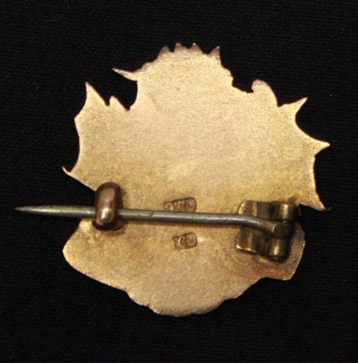 A 9ct gold and enamel 'Sweetheart' brooch of 'HMS THUNDERER' cast with a hammer wielding Thor, the - Image 2 of 2