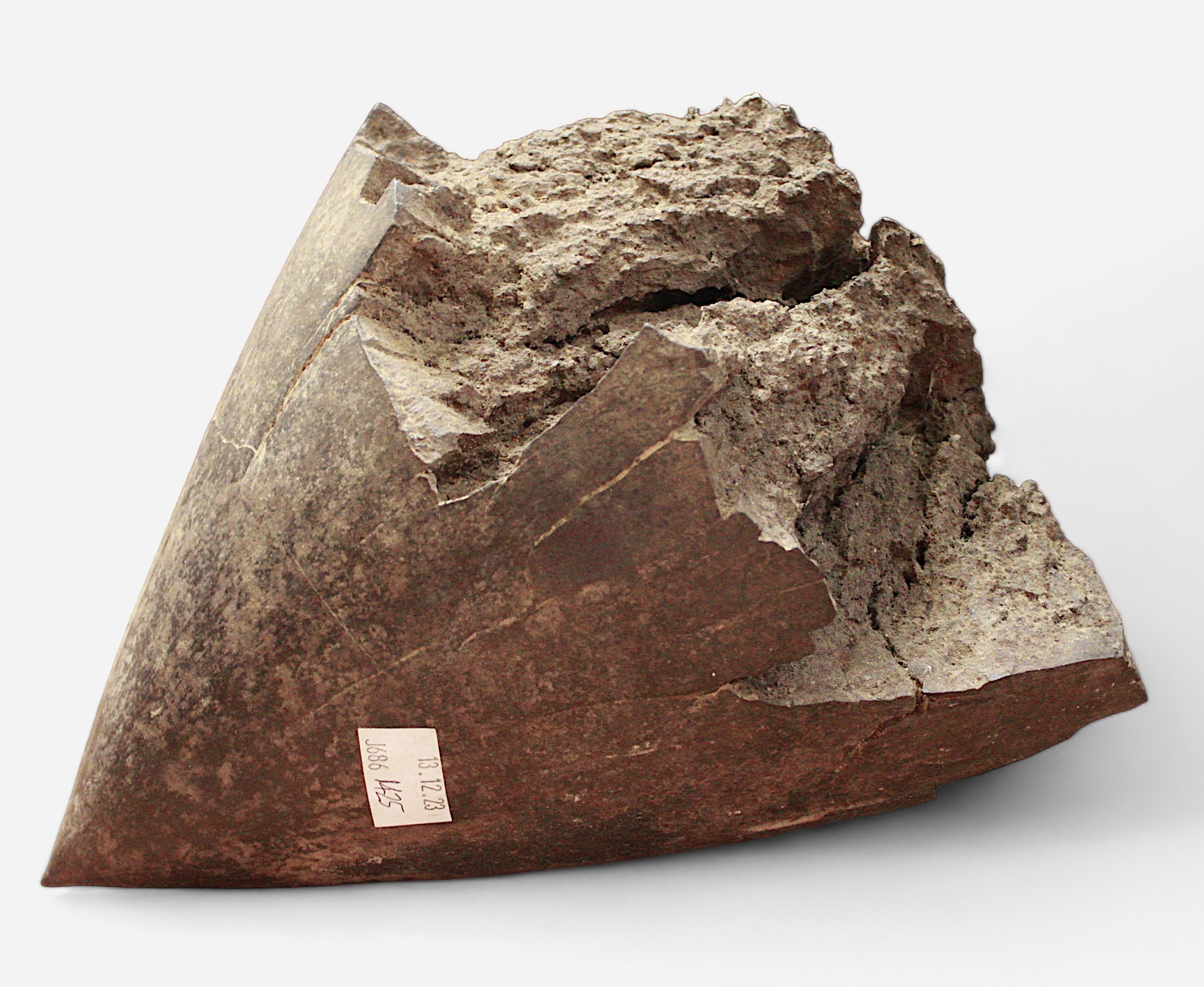 A very large and heavy fragment from the nose of an exploded bomb, probably WWII period, approx. - Bild 2 aus 2