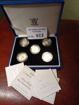 Coins/Banknotes : £1 2003/7 (5) Silver Proofs Boxe