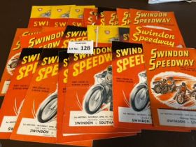 Speedway : Swindon Robins programme collection ear