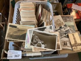Postcards : Plastic box - mixed early cards - app