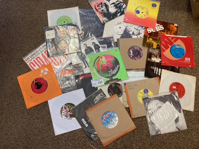 Records : Punk - 7" collection of singles good con
