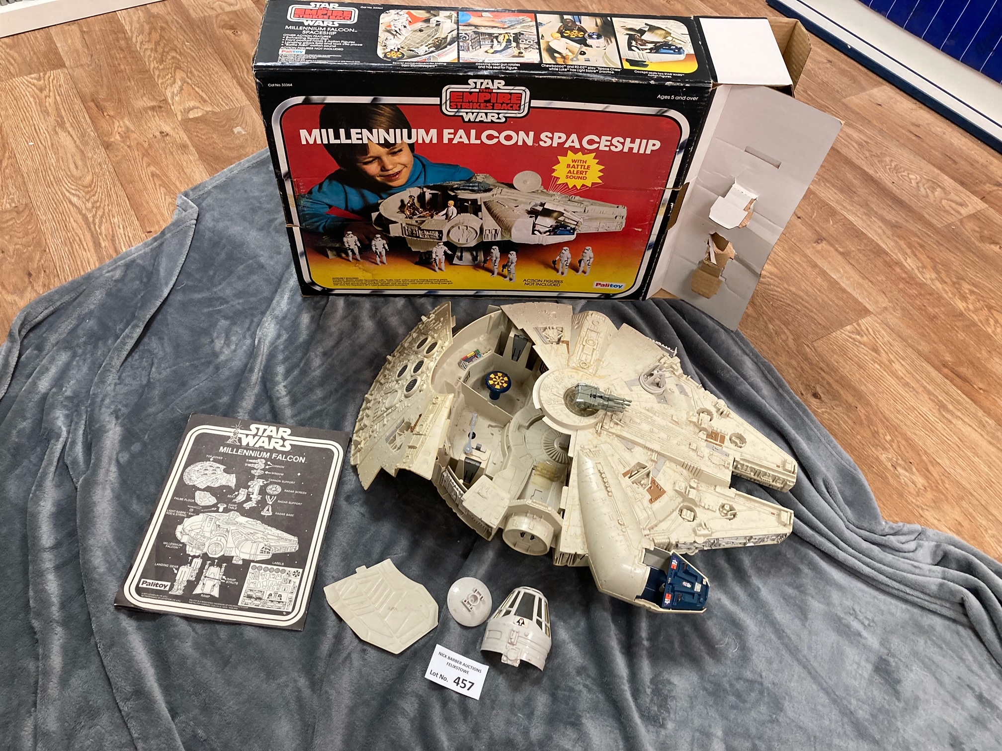 Diecast : Star Wars - Millennium Falcon spaceship