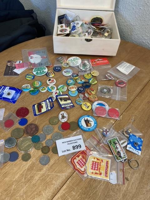 Collectables : Big Box of Badges - pin/button - in