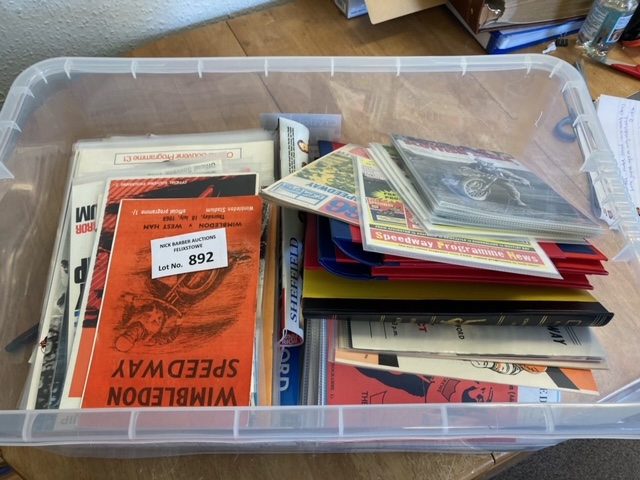 Speedway : Large crate of post 1960s magazines, po