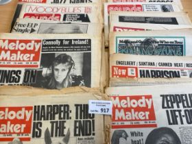 Collectables : Bundle of newspapers - New Melody M