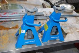 A pair of Silverline axle stands.