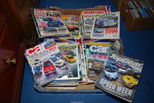 A quantity of Motor magazines.
