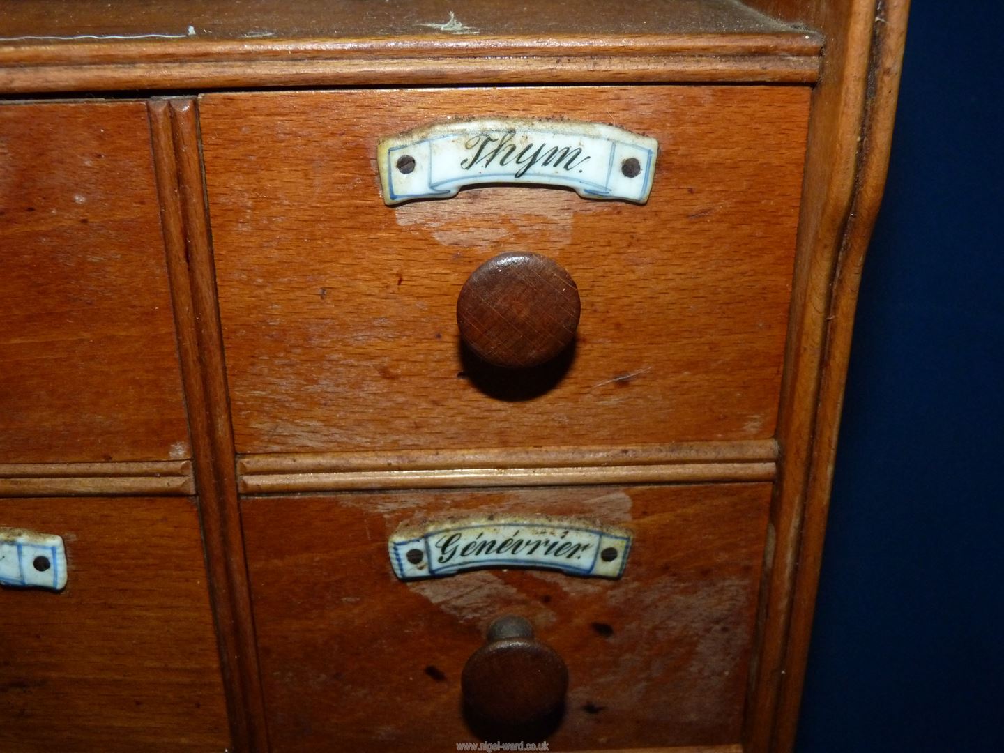 A small seven drawer spice/herb Cabinet with china plaques, 9 1/4" x 17" high x 4" deep. - Image 2 of 2