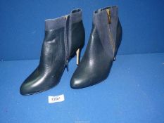 A pair of Jasper Conran ladies ankle boots, size 4.