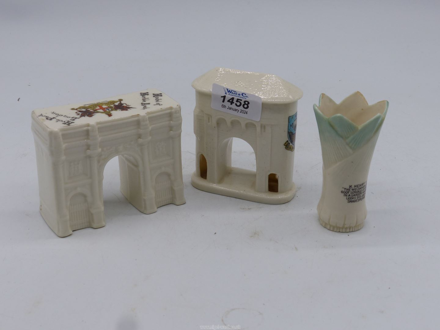 Three pieces of crested ware to include Monnow Gate Bridge by Goss, Arcadian Marble Arch etc.