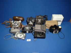 A quantity of cameras including Kodak Advantix F350, Coronet Twelve-20 colour filter model,