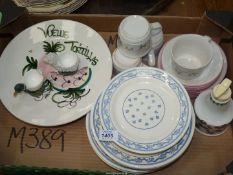 A box of miscellaneous china to include 'Vuelue Tortillas' tortilla stand,
