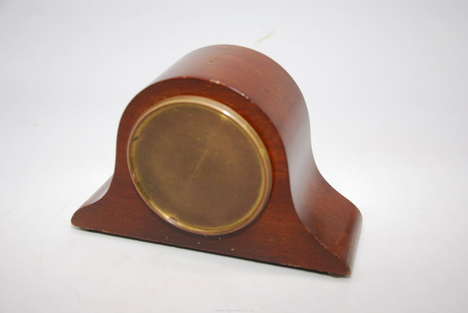 An attractive Mahogany/Walnut cased Mantel Clock of compact dimensions with inlaid decoration, - Image 3 of 5