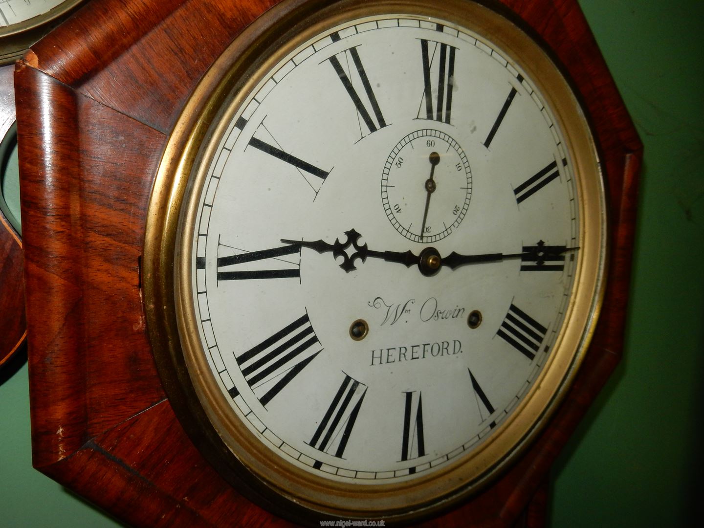 A Rosewood/Walnut finished Wm Oswin of Hereford octagonal surround eight-day Wall Clock having a - Image 5 of 5