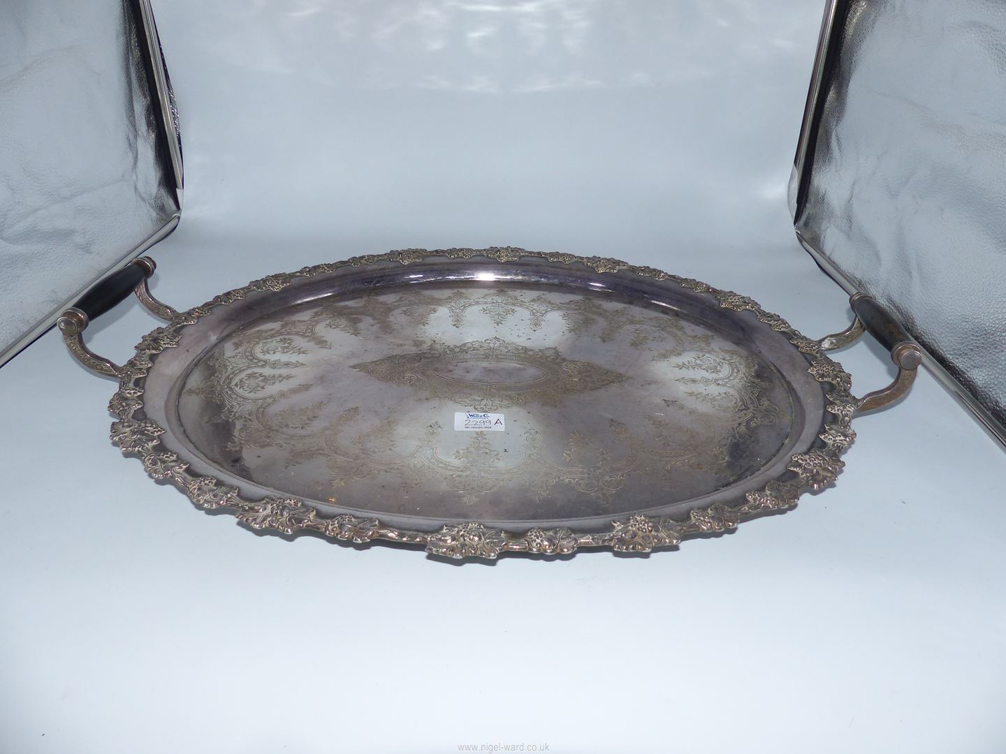 A large tray with grapevine decoration and Bakelite handles. - Image 3 of 3