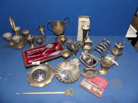 A quantity of mixed silver plate, Epns and metal ware including shell design dish,