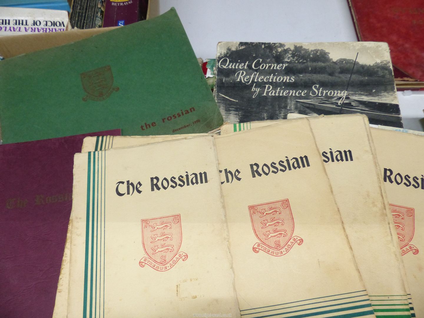 A quantity of hardback books to include Robinson Crusoe, Ivanhoe, The Famous Five books, - Image 2 of 2