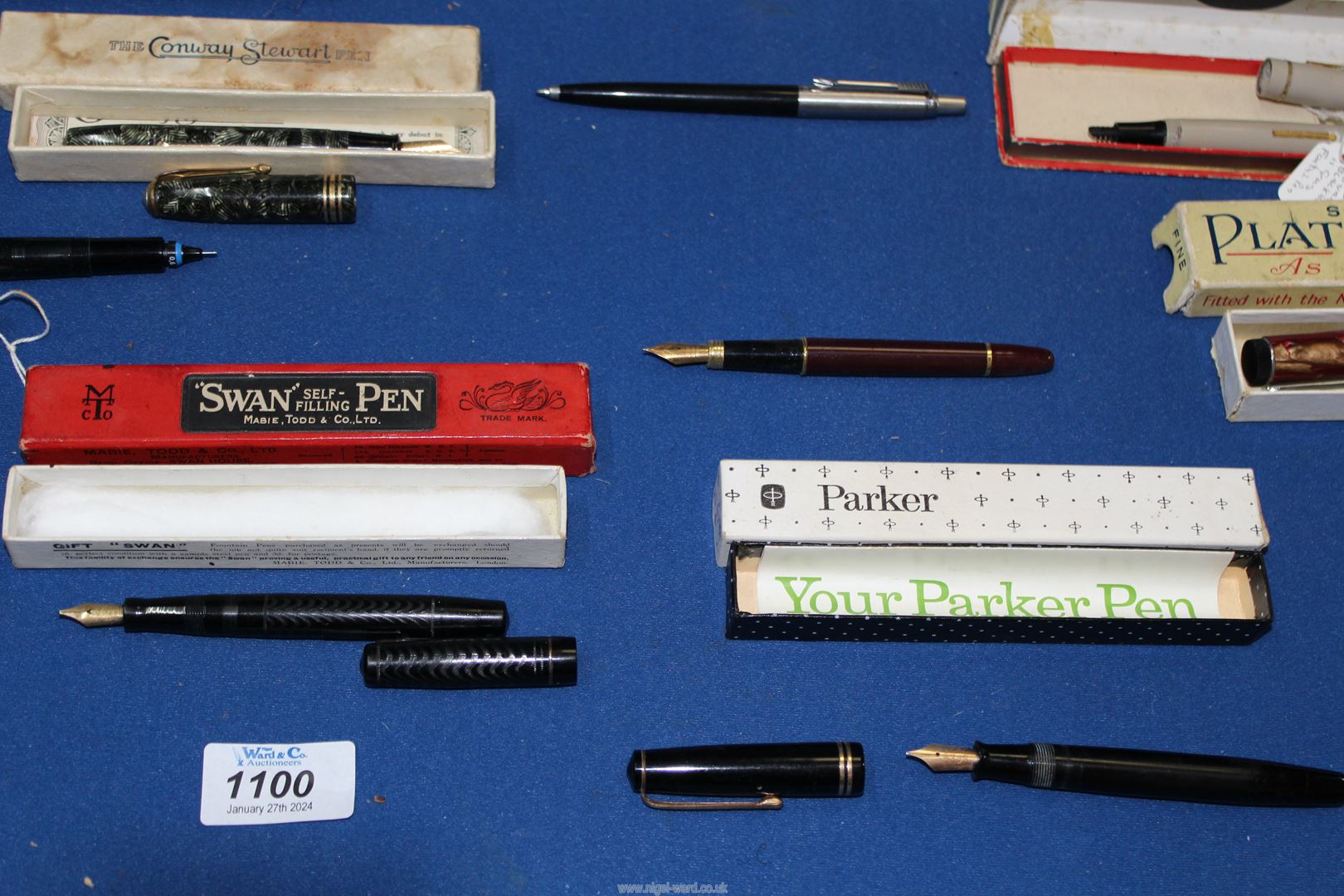 A quantity of boxed pens including Swan, Parker etc, - Image 2 of 3