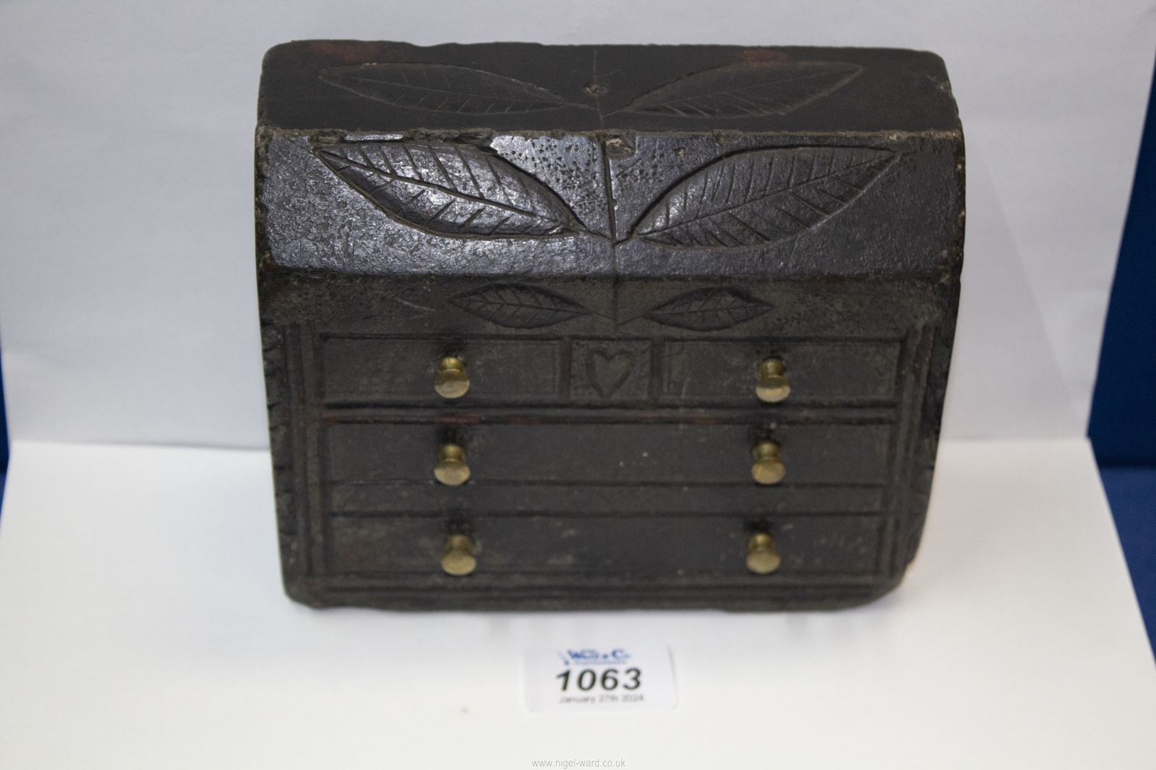 A Welsh slate Folk Art Doorstop in the form of a bureau, carved with leaves and a heart, - Image 2 of 2