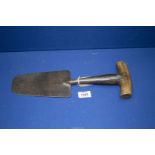 An antique 'Cabbage' spade/long handled trowel.