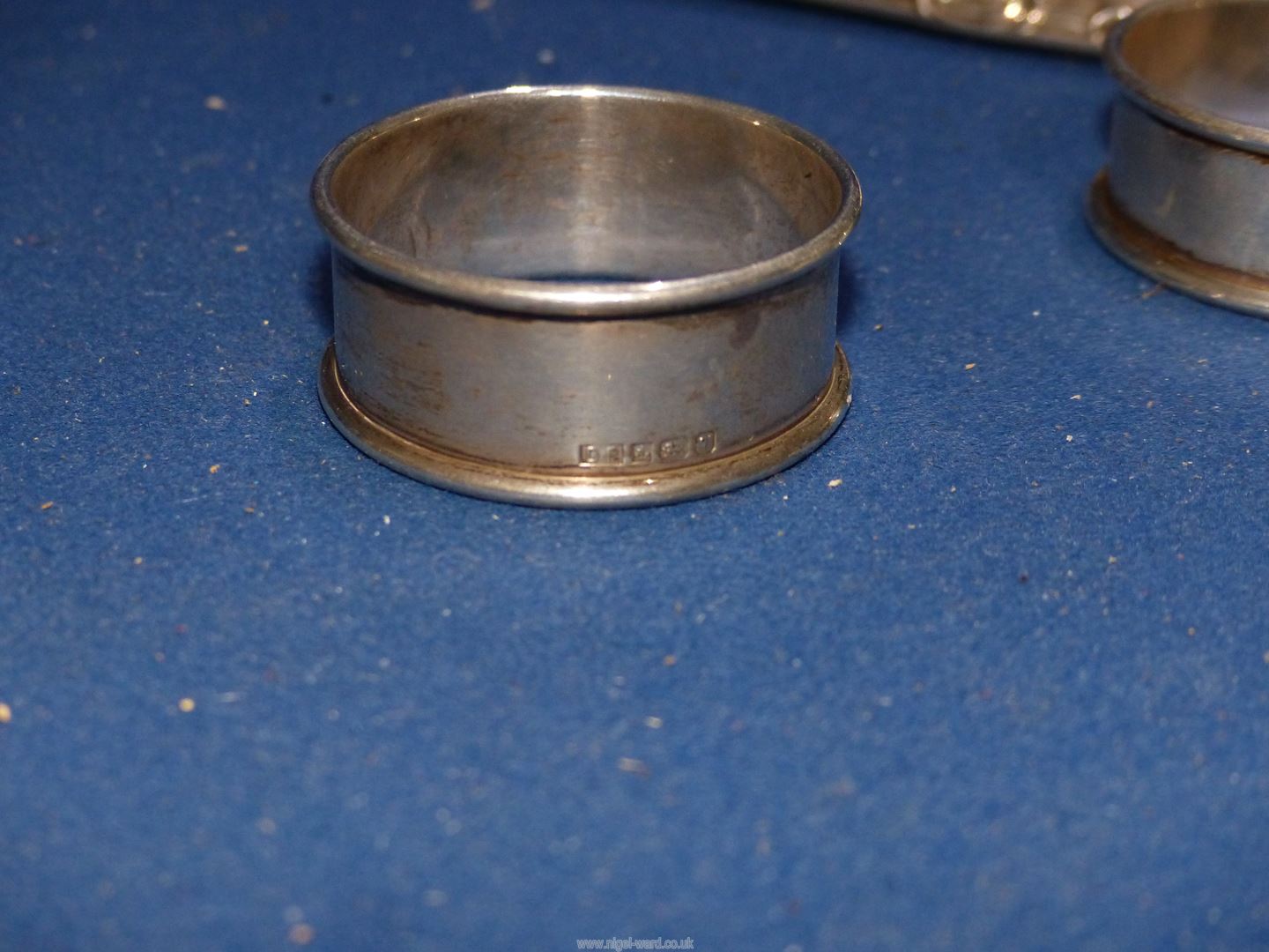 A small quantity of silver including three silver napkin rings, Birmingham, - Image 7 of 7