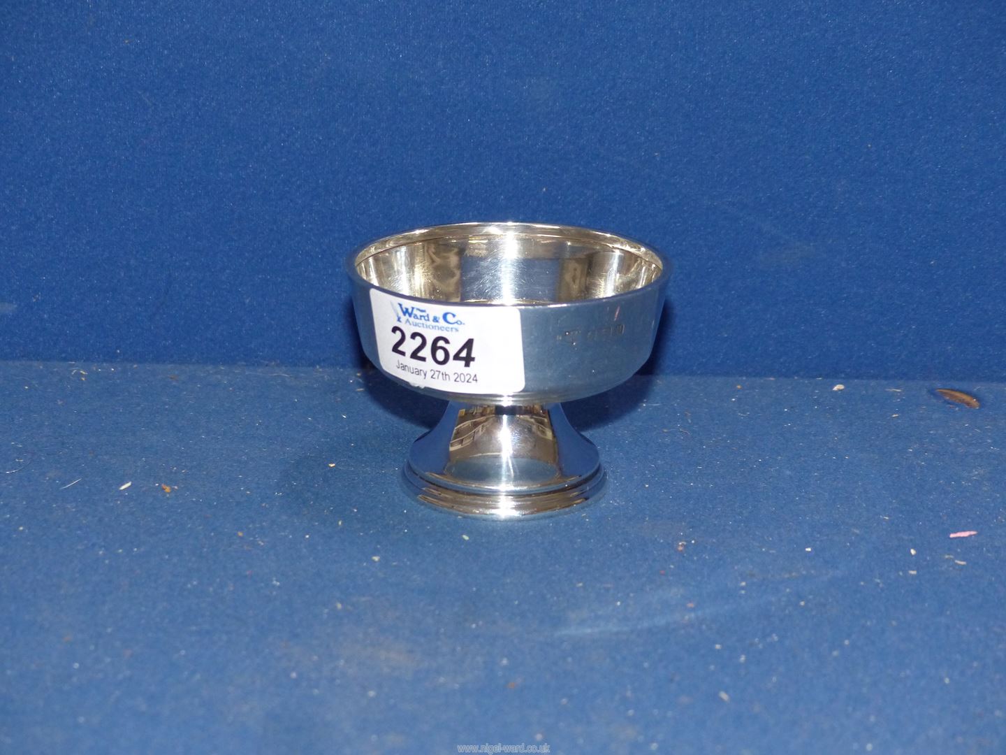 A small Silver pedestal Bowl, Birmingham 1932, makers S. Blanckensee & Son Ltd., 90g.