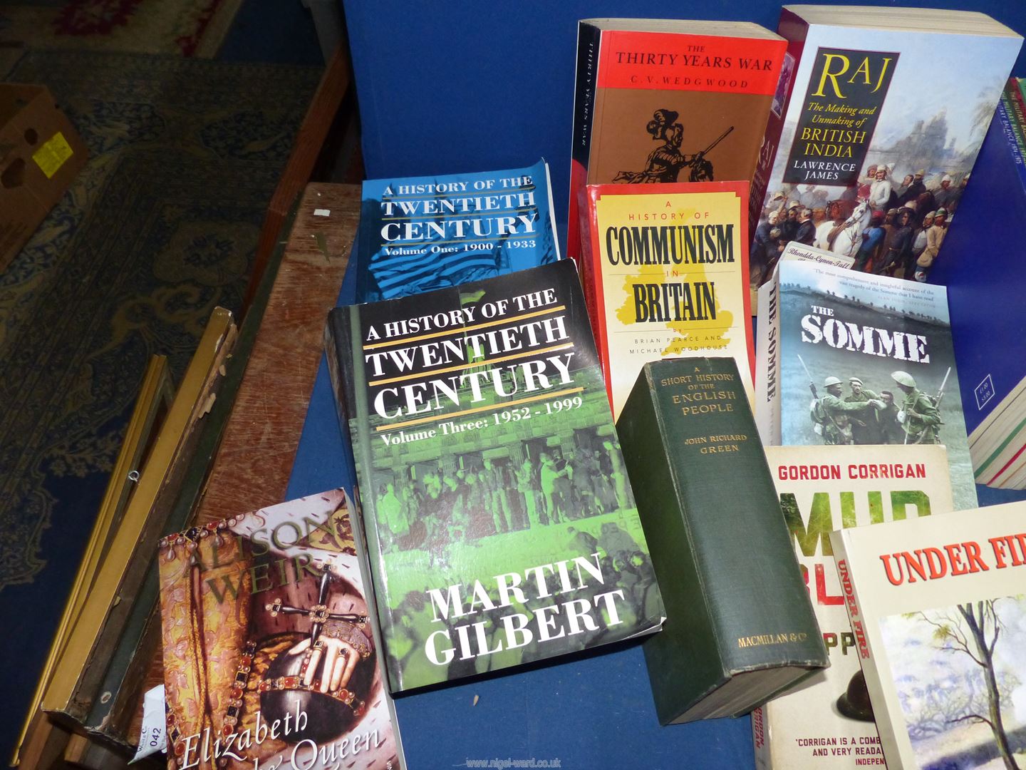 A quantity of history books to include Strategic Surveys, The Thirty Years War, etc. - Image 3 of 4