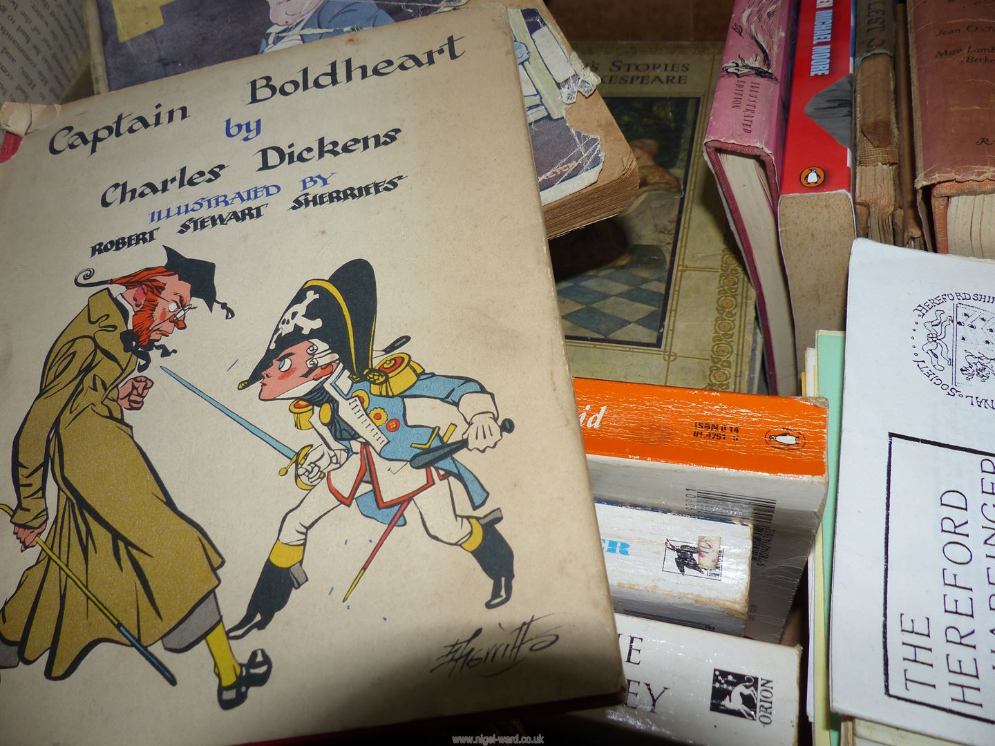 A box of books to include Captain Boldheart by Charles Dickens, Animal Farm by George Orwell, - Image 4 of 25