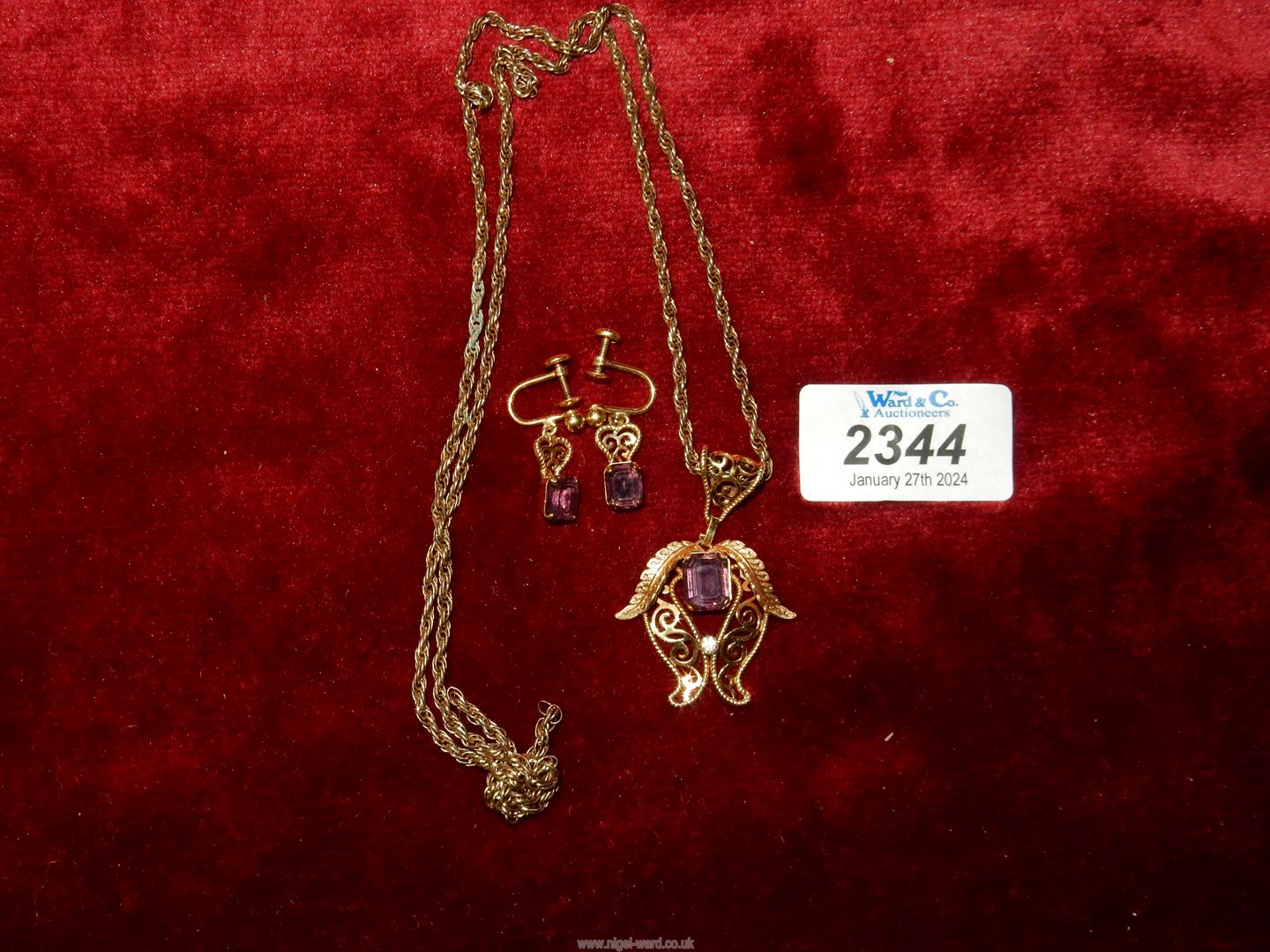 A 'Van Dell' pendant and earrings set, yellow metal, stamped 1/20 12k GF', - Image 2 of 2