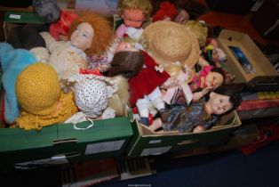 A large quantity of dolls.