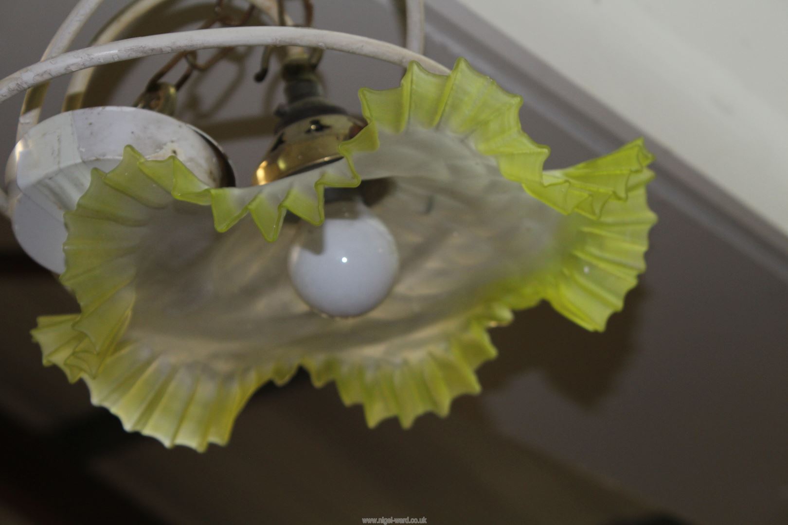 A vintage ceiling shade to white to yellow frosted glass with frilled edges, 10'' diameter. - Image 2 of 4