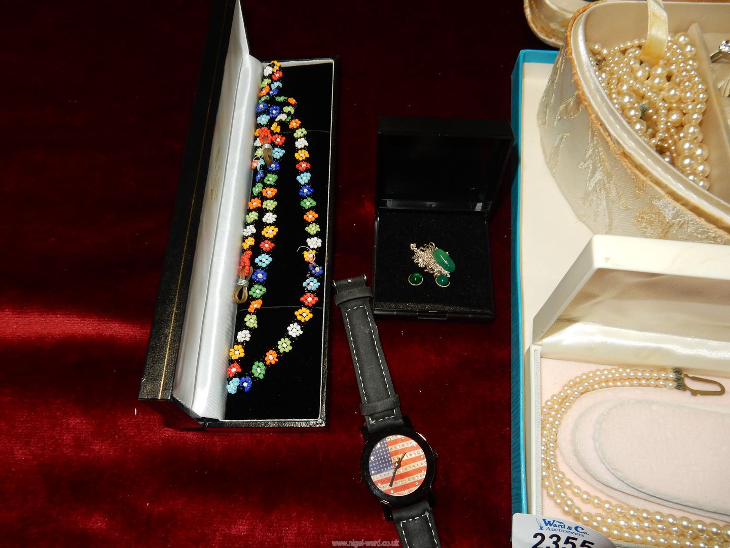 A quantity of costume jewellery including; 925 silver necklace & earring set having green stones, - Image 2 of 2