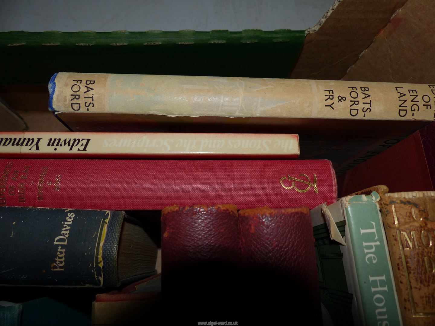 A quantity of books to include The Lessons of My Farm by R. Scott-Burn, Royal Societies Club St. - Image 4 of 5