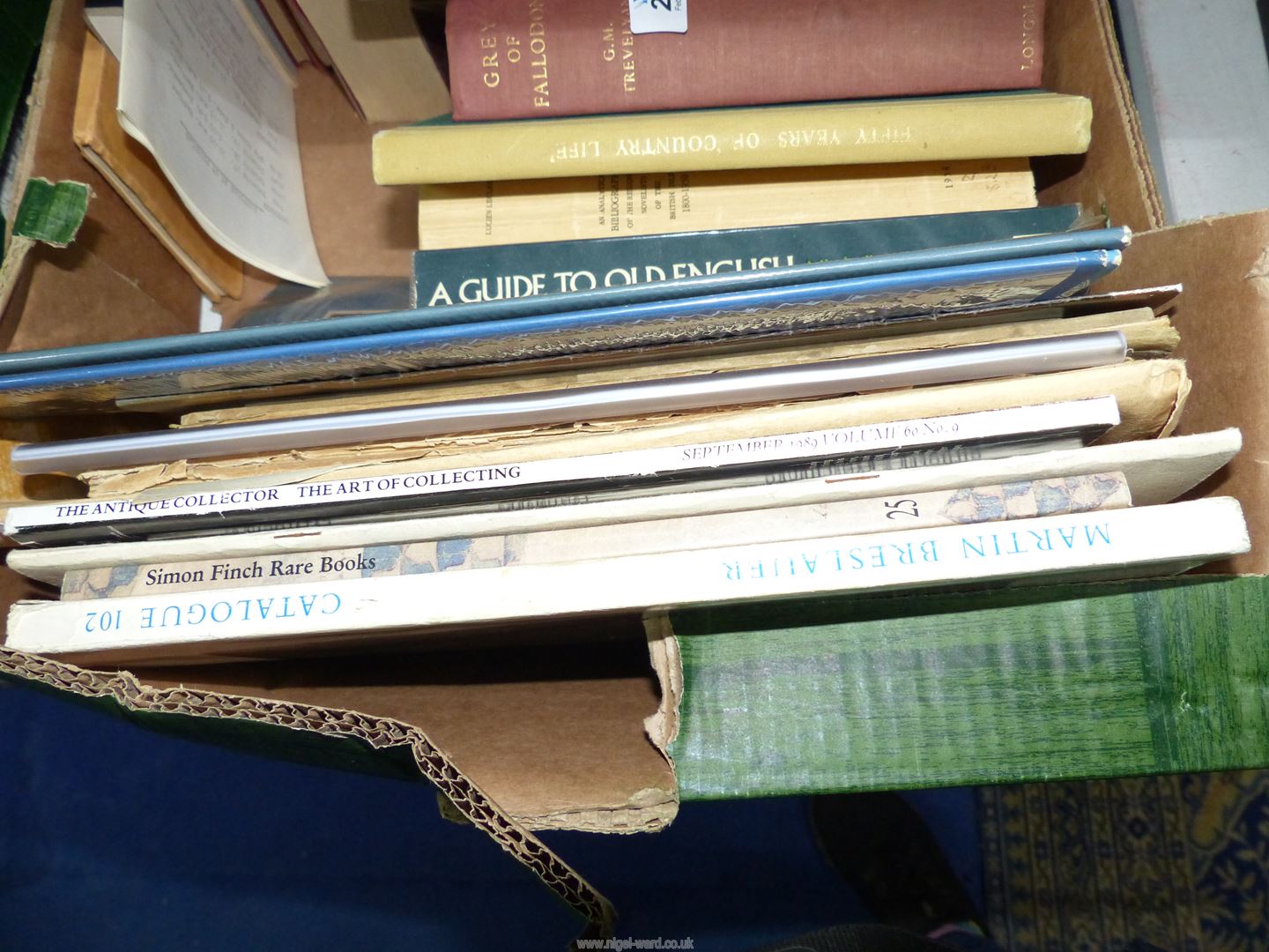 A box of Books including Meetings with Remarekable Manuscripts by Christopher De Hamel, - Image 3 of 3