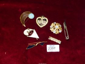 A small quantity of brooches including; Norway Sterling having enamelled front,