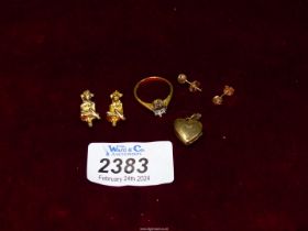 A small quantity of jewellery including an 18ct gold ring, stone missing,