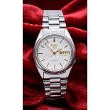 A Seiko 5 Automatic 37mm White Face stainless steel Watch, 7S26.