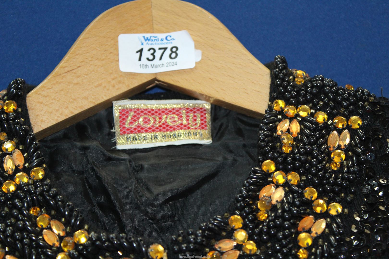 A ladies short evening jacket with all over black sequins and black and gold glass bead - Image 2 of 3