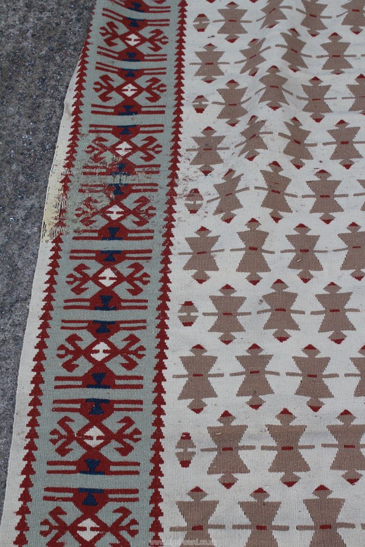 A large Kelim carpet, - Image 4 of 4