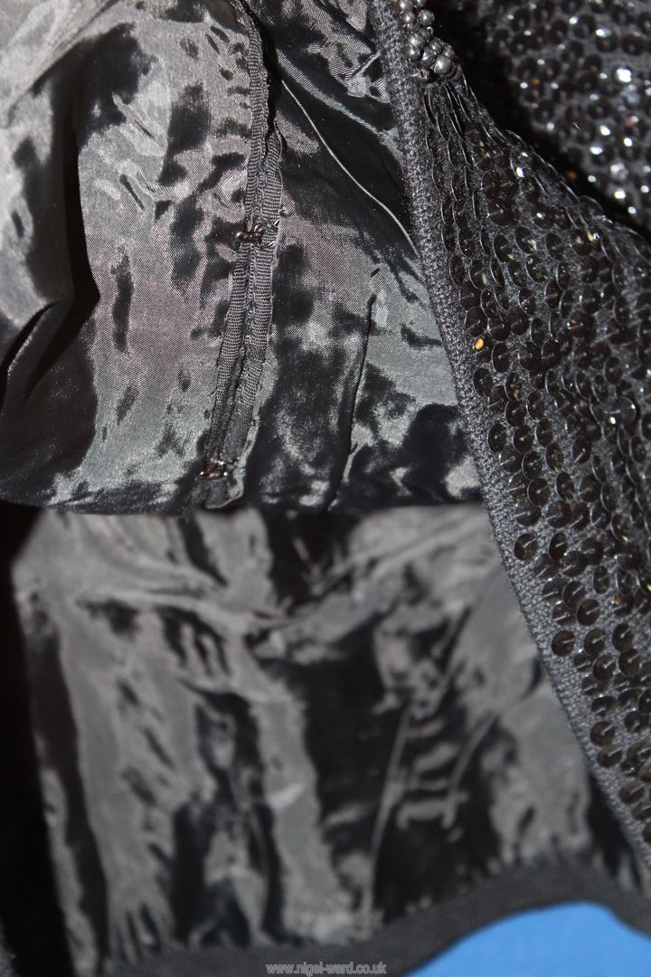 A ladies short evening jacket with all over black sequins and black and gold glass bead - Image 3 of 3