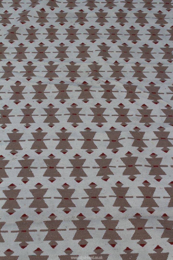 A large Kelim carpet, - Image 3 of 4