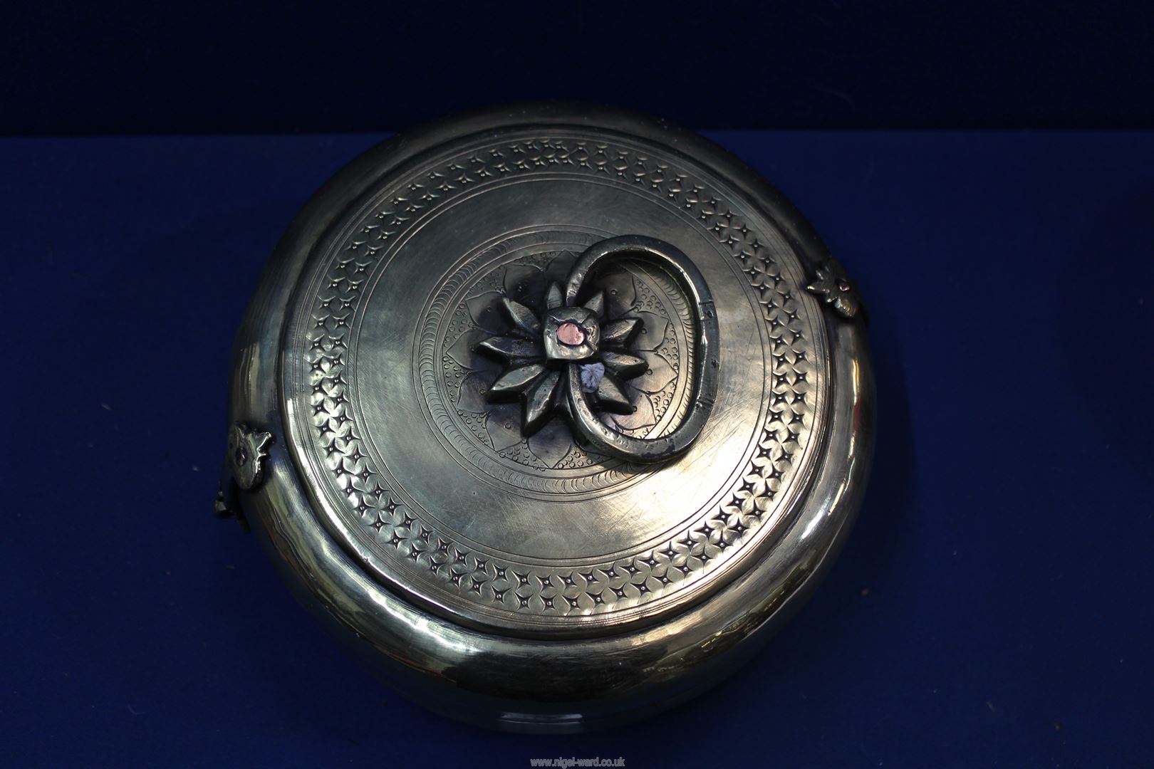 A large Indian brass pandan Box, probably Deccan 19th century, 8'' diameter. - Image 2 of 5