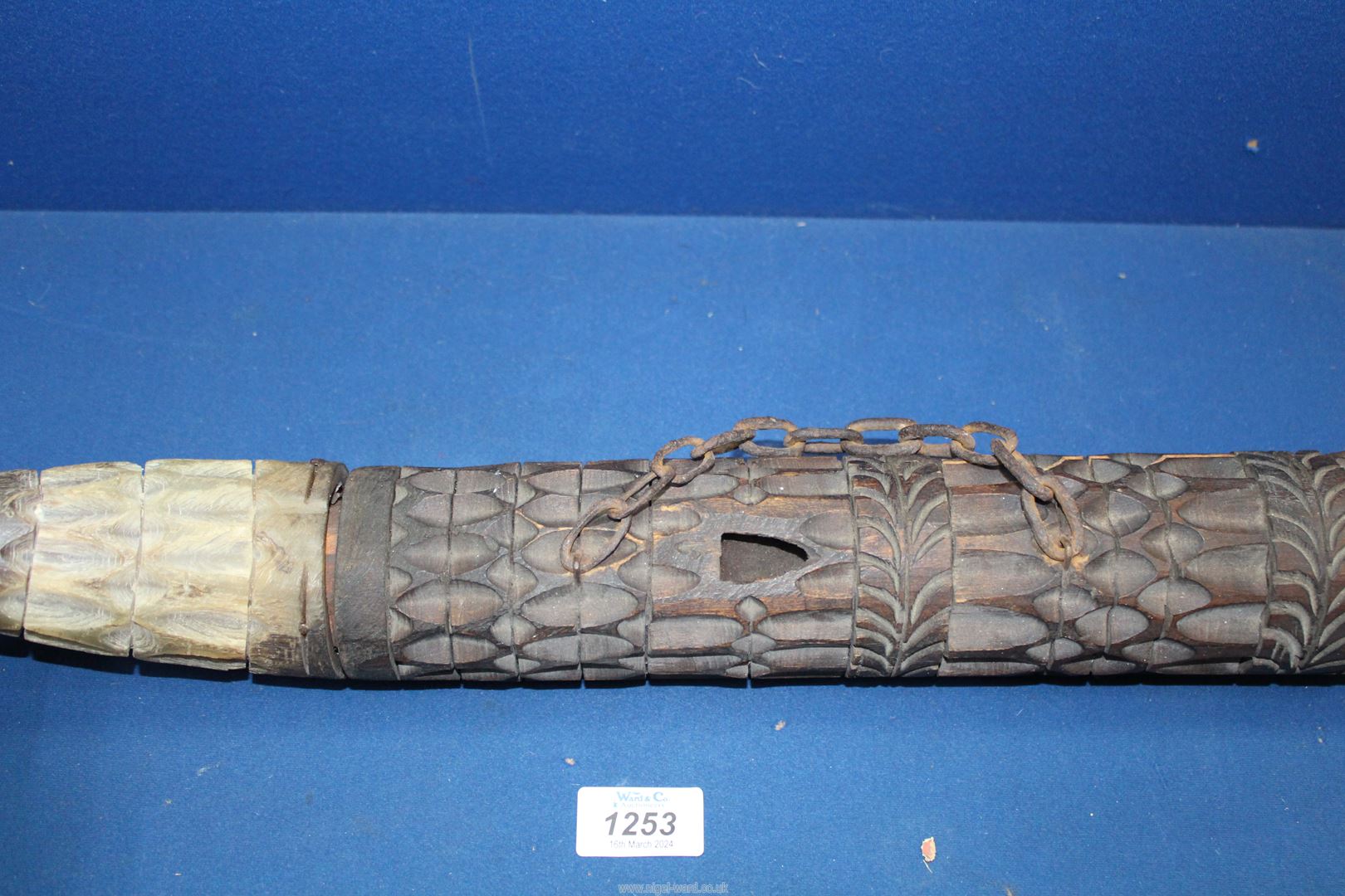 An African carved hardwood wind instrument with horn. - Image 2 of 3