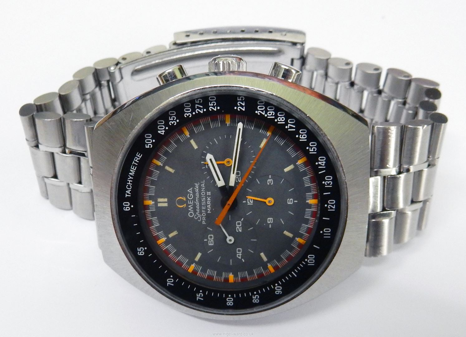 A Circa 1969 Stainless Steel Omega Speedmaster Professional Mark II Chronograph Bracelet Watch, Ref. - Image 6 of 7