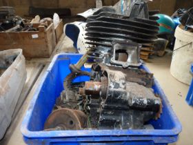 Honda 480 engine parts/components. Engine turns but no piston is installed.